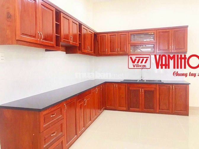 Cần vốn làm ặn. Vợ chồng tôi cần bán căn nhà mới xây sổ hồng riêng