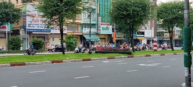 Bán nhà MẶT TIỀN  đường Hồng Bàng, Q.5, 1 trệt, 2 lầu, khu TTTM, 25 tỷ