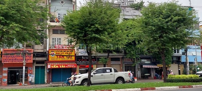Bán nhà MẶT TIỀN  đường Hồng Bàng, Q.5, 1 trệt, 2 lầu, khu TTTM, 25 tỷ