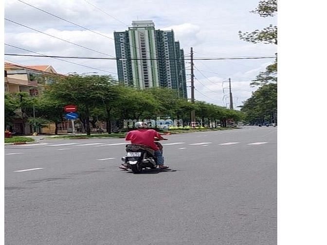 Bán nhà MẶT TIỀN  đường Hồng Bàng, Q.5, 1 trệt, 2 lầu, khu TTTM, 25 tỷ
