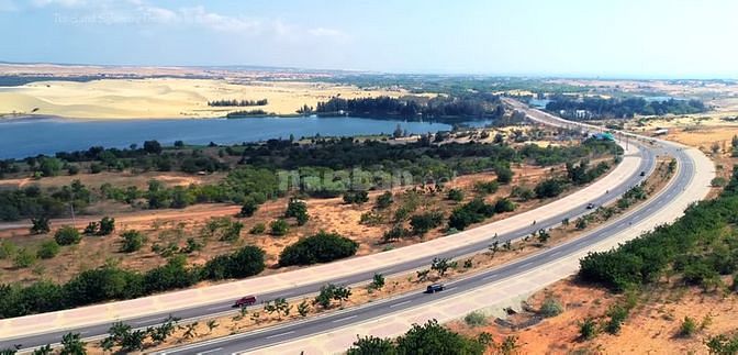 Bán đất vườn sổ đỏ, mặt tiền đường liên xã Bình Thuận, tặng 6 chỉ