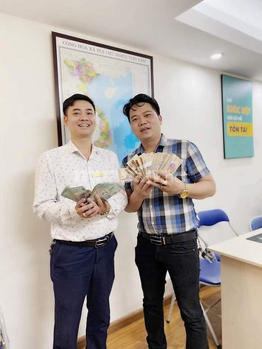 Tìm 20 anh chị trung tuổi bán nhà phân khúc trên 10 tỷ Cầu Giấy 63633520 Tìm 20 anh chị trung tuổi bán nhà phân khúc trên 10 tỷ Cầu Giấy