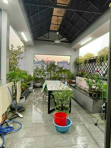 Chính chủ cho thuê nhà YY Hồng Lĩnh Q10 (DTSD 370m2 - cư xá Bắc Hải)