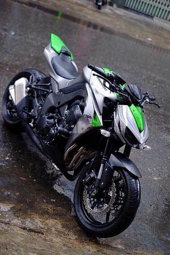 Thanh lý xe Kawasaki z1000 nhập khẩu nguyên chiếc còn mới