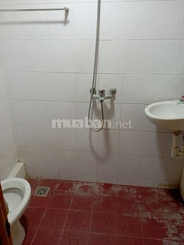Bán nhà chính chủ ở ngõ 477 kim mã, gần Lotte