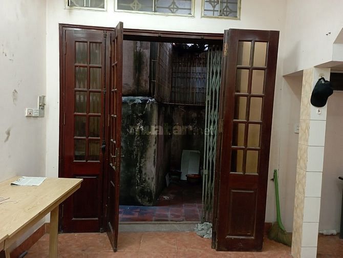 Bán nhà chính chủ ở ngõ 477 kim mã, gần Lotte