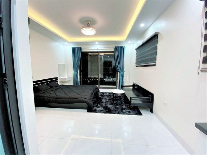 Bán nhà mặt ngõ thông ô tô tránh lô góc Mễ Trì 70mx8T thang máy> 12 tỷ