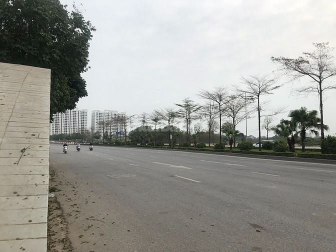Bán đất 22 phố Lý Sơn (mặt đường QL5)-145m2-mặt tiền 11m-lô 3 mặt