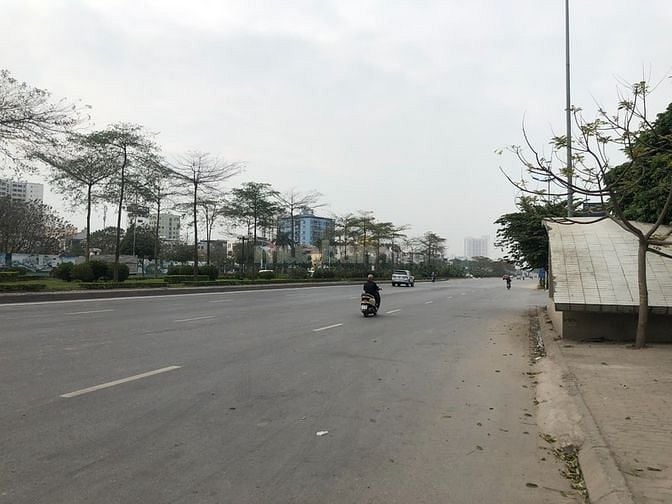 Bán đất 22 phố Lý Sơn (mặt đường QL5)-145m2-mặt tiền 11m-lô 3 mặt