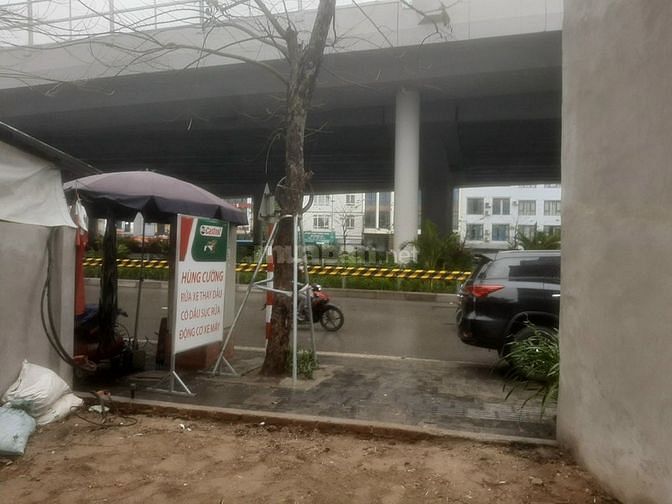 Cần bán mảnh đất mặt đường phạm văn đồng.