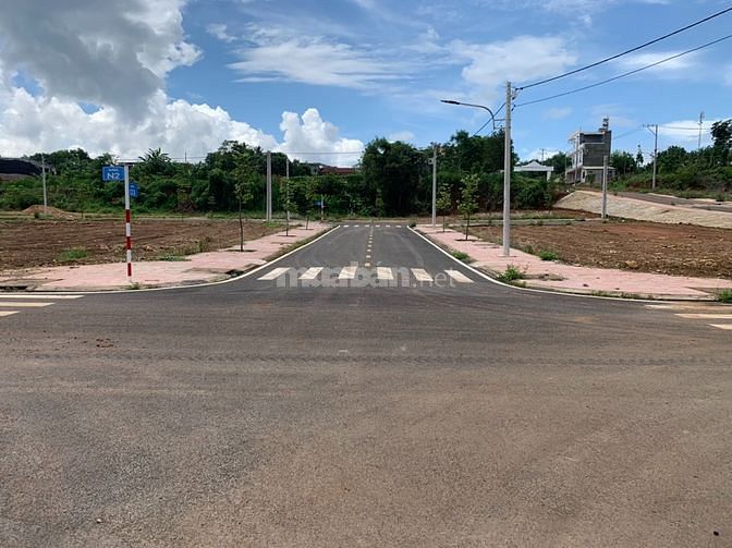 Đất thổ cư shr mặt tiền QL14 Đồng Xoài
