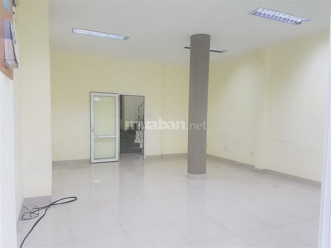 Cho thuê nhà mặt tiền 1 trệt 2 lầu sạch đẹp đường 30-4 tp vũng tàu