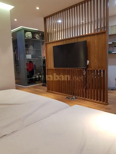 Oto tránh - nhà siêu đẹp - kinh doanh đỉnh 60m2 6T Lê Văn Lương