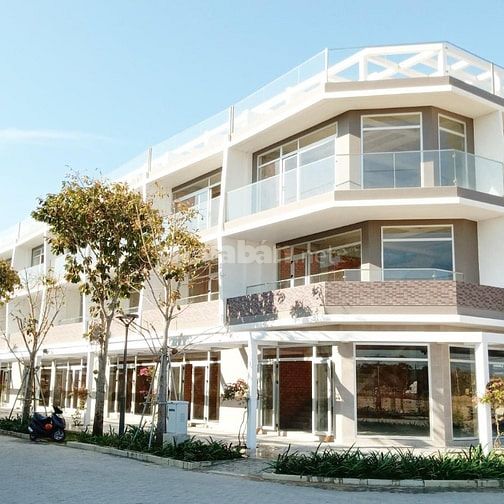 Siêu nhà phố biển 5 tầng 2 mặt tiền SH vĩnh viễn tại Thanh Long Bay