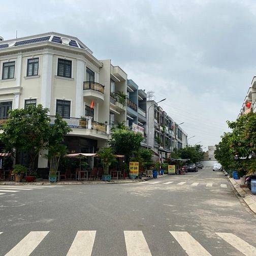 Bán đất cạnh Chung Cư Bcon Plaza P.Đông Hòa