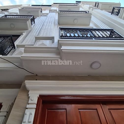 Chính chủ bán nhà phố Ngọc Lâm, ngõ thông Nguyễn Văn Cừ