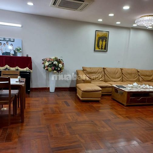 Bán Biệt Thư, Liền kề Phố Bồ Đề - Long Biên, Full đồ cao cấp DT 102m2