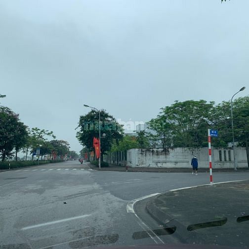 Tôi chính chủ bán đất mặt ngõ ô tô tại Phúc Lợi