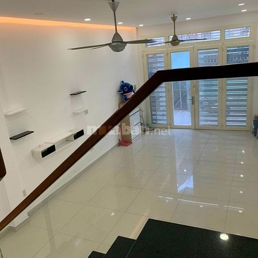 Bán nhà đẹp 4 tầng 4x15m, giá 7 tỷ, hẻm xe hơi Võ Thị Nhờ, TT Đông, Q7