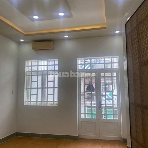 Nhà Đẹp Quận 10 Kết Hợp "Ở" Và "Làm" HXH 4 Tầng 40m2