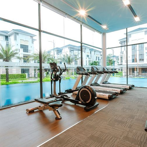 Bán 2 căn nhà phố verosa park mới 100% - sổ hồng - giá tốt