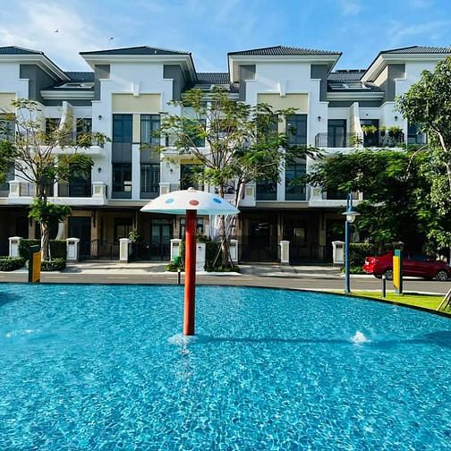 Bán 2 căn nhà phố verosa park mới 100% - sổ hồng - giá tốt