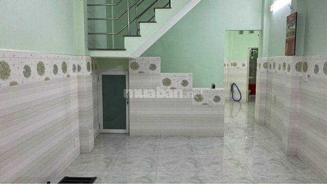 Bán nhà nhỏ nội thất đẹp ngay Đầm Sen - Lạc Long Quân - P.3 - Q.11