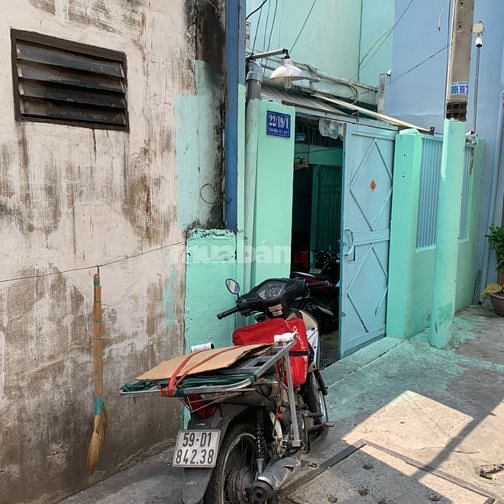 Cần bán nhà 9 x 14 m đường Tân Hoá, Phường 1 Quận 11