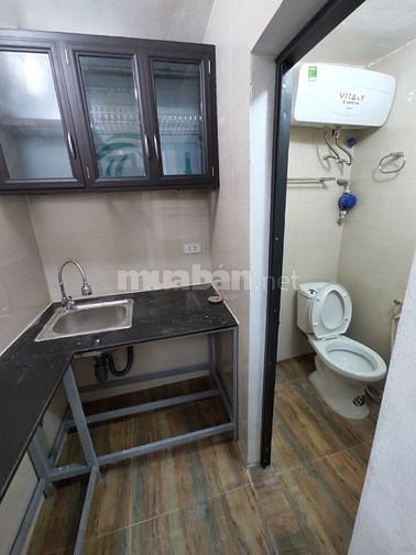 CHO THUÊ CĂN HỘ TẦNG 2 VĨNH PHÚC, BA ĐÌNH CÓ ĐH,NL
