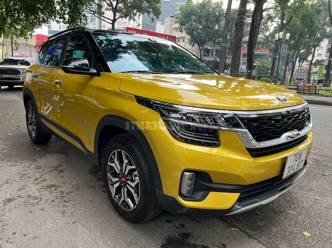 Bán xe Kia Seltos 1.4AT Turbo Prenium Sản xuất 2021, màu vàng