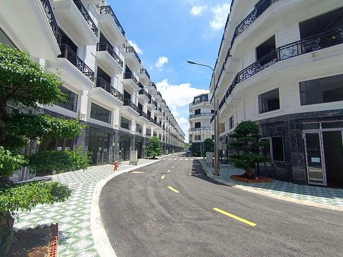 Bán nhà Quận 12, khu dự án hot nhất, 52m2, 4 tầng chỉ 5 tỷ x