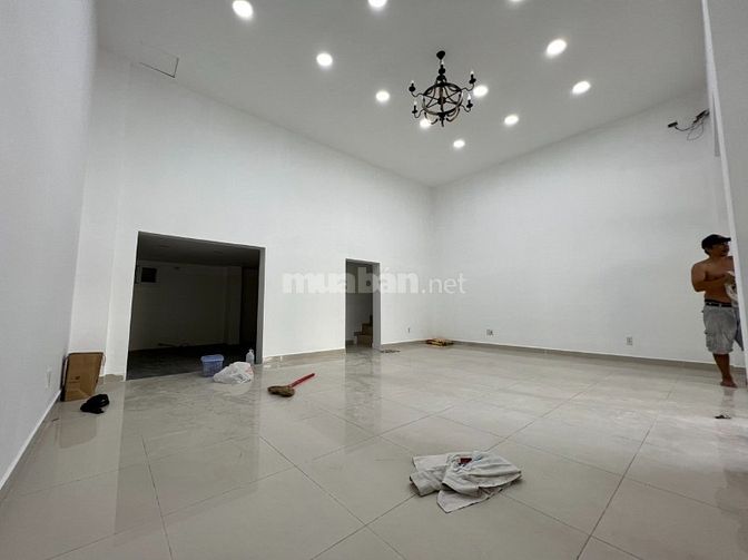 Bán shophouse 143m2 giá tốt để đầu tư 87tr/m2 trung tâm Phú Mỹ Hưng