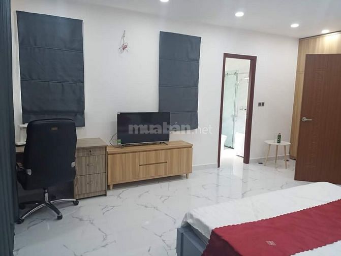 Nhà Bà Hạt, q10, gần 42m2, ngang khủng, nhỉnh 4 tỷ xíu.