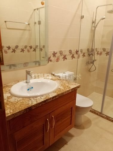Bán nhà 2 mặt hẻm trước và hẻm sau Trần Bình Trọng, Phường 2, Quận 5