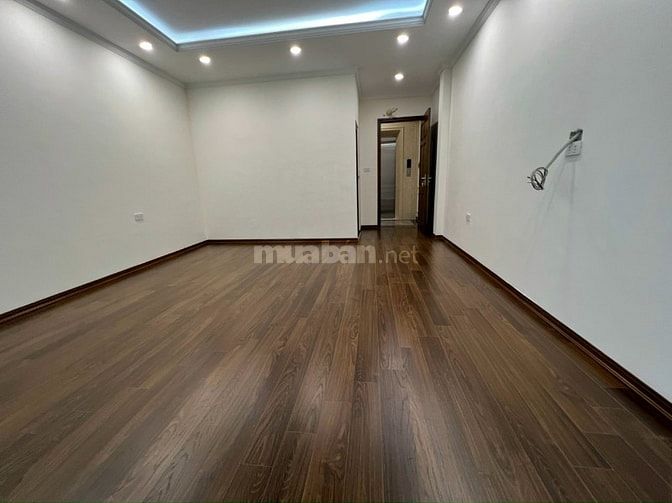 Nhà Nguyễn Khánh Toàn,Quan Hoa,Cầu Giấy;DT 45Mx9T Giá 9.9 Tỷ