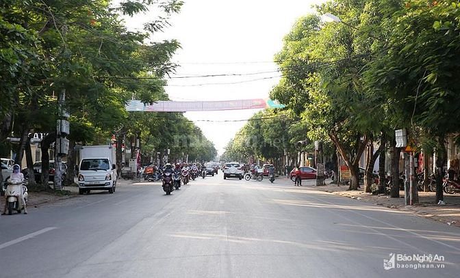 Siêu phẩm nhà 3 tầng mặt đường Minh Khai 3 mặt thoáng giá rẻ