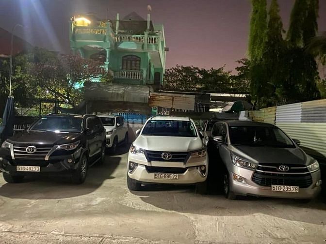 Cần thuê xe ô tô 4 chỗ 7 chờ đời mới 2018-2019-2020 không tài dài hạn