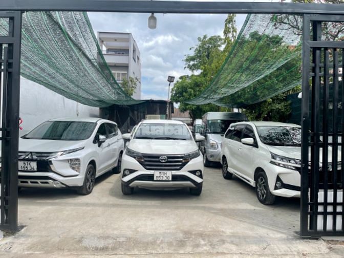 Cần thuê xe ô tô 4 chỗ 7 chờ đời mới 2018-2019-2020 không tài dài hạn