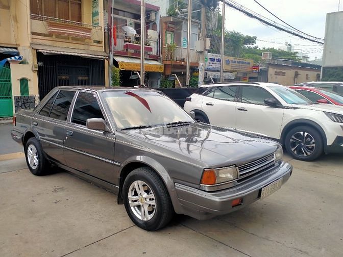 Cần Bán Nissan Stanza GXE nhập Mỹ 