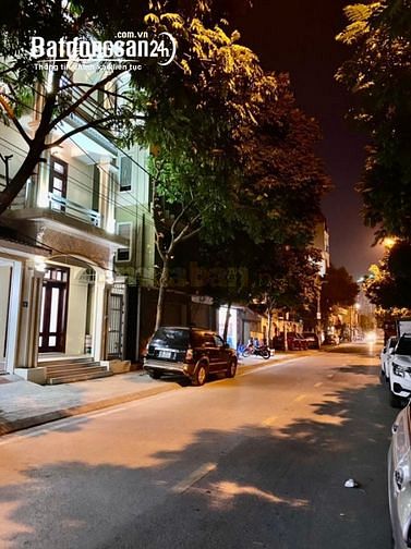 Bán nhà Ái Mộ 48m2 - Vỉa hè - Ô tô tránh - K.doanh - Nhà đẹp - 8.95 tỷ