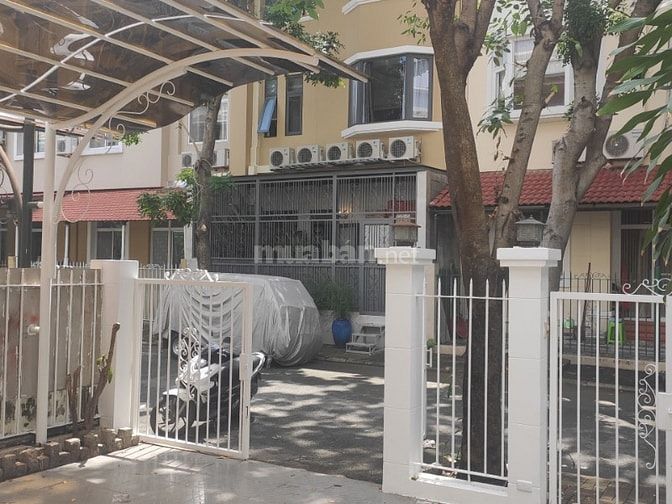 Cho thuê Biệt Thự Phú Mỹ Hưng Quận 7 giá 35 triệu nhà mới tinh