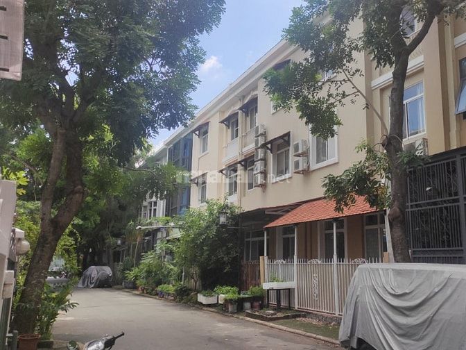 Cho thuê Biệt Thự Phú Mỹ Hưng Quận 7 giá 35 triệu nhà mới tinh