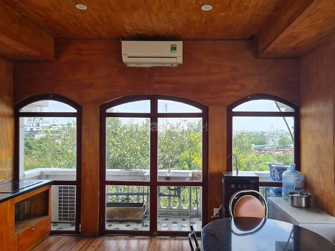 Bán nhà 60m x 5 T Phố Tứ Liên, Tây Hồ gara ô tô 11,5 tỷ kinh doanh
