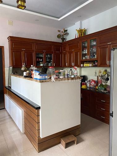 Biệt thự sân vườn ngang 10 x 12, đường trước mặt nhà 7m, khu văn minh