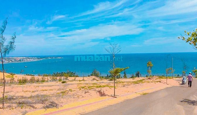 Nóng Nóng, Bán đất mặt tiền Huỳnh Thúc Kháng, SHR, View Biển