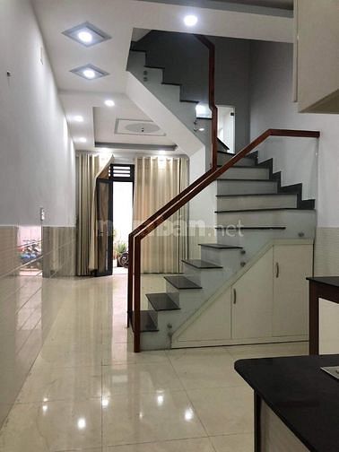 Chủ bán gấp nhà hxh rẻ nhất Bình Tân ngay chợ giảm 200tr còn 2 tỷ450 