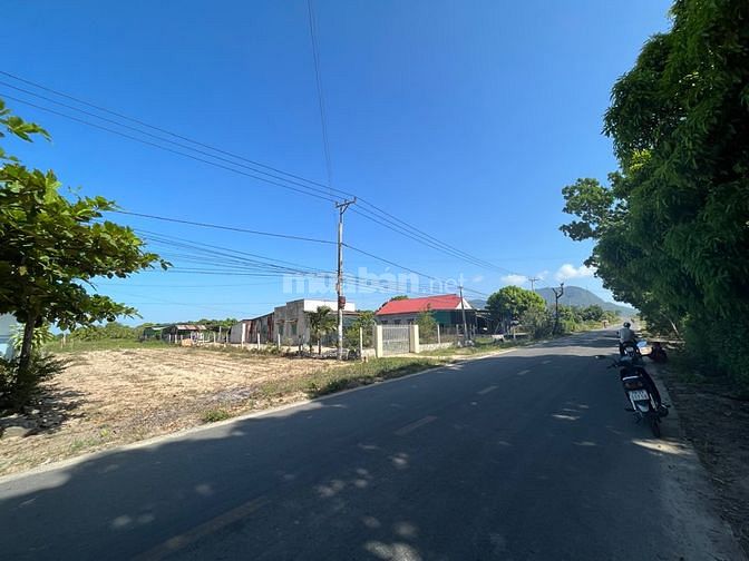 Đất chính chủ 2015 MT đường Suối Môn gần dự án Vingroup