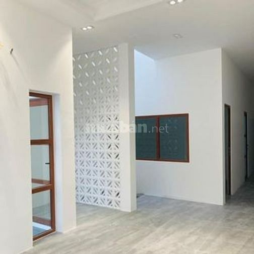 Bán nhà mặt tiền thị trấn Bình Đại Bến Tre kinh doanh được 