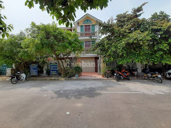 BÁN BIỆT THỰ 25 TỶ DIỆN TÍCH 400M2