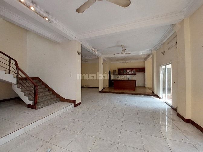 Bán biệt thự đường Phạm Viết Chánh Bình Thạnh - 182m2 - 3 tầng.